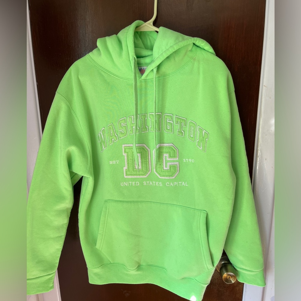 Washington DC lime green hoodie by N&T Large size.